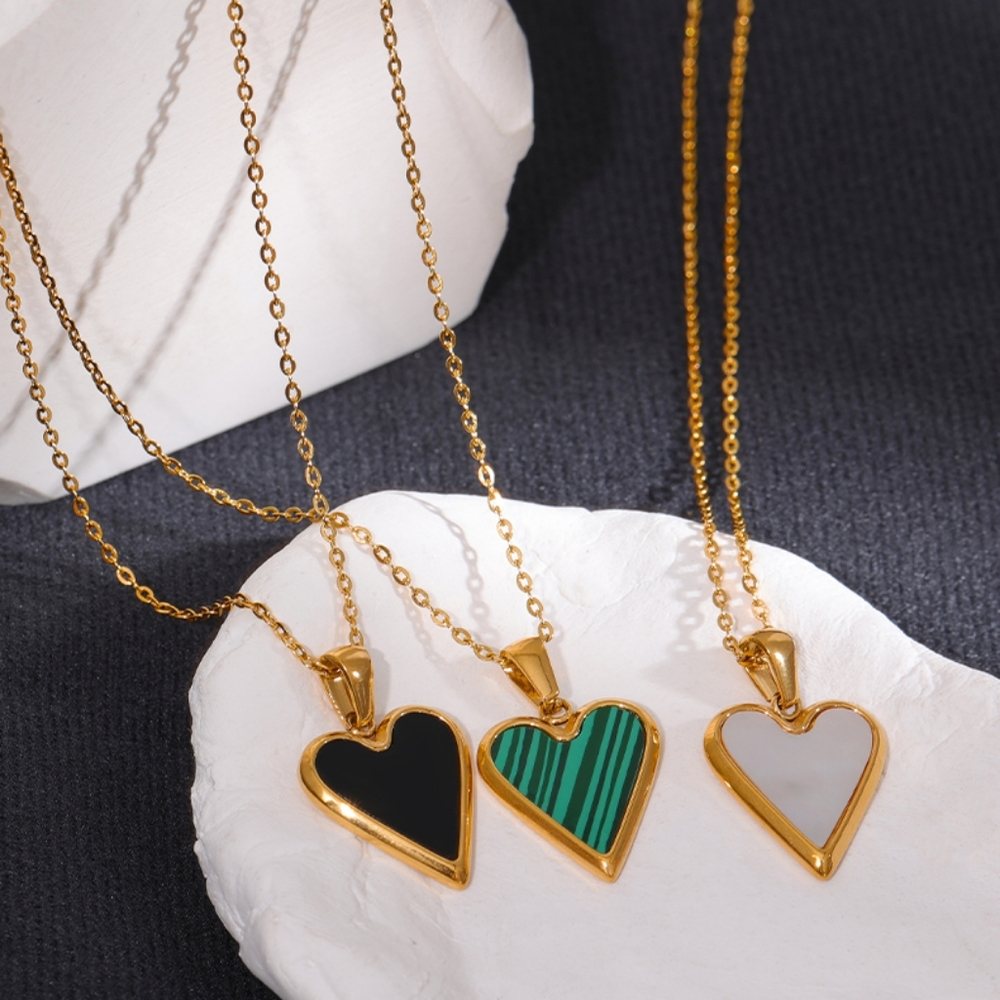 Perfect Natural Shell Heart Pendant Necklace - Picture 3 of 6